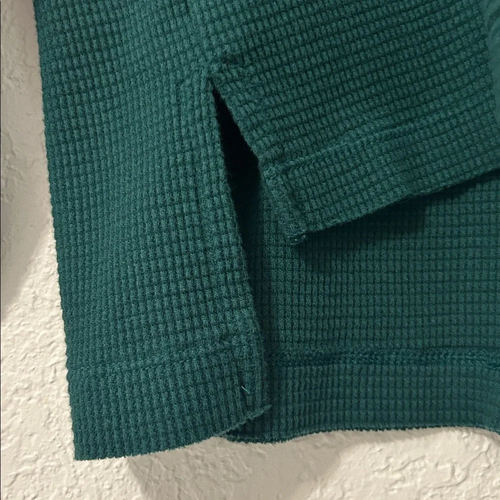 Forever 21 Emerald Green Long-sleeve Waffle Crop Top medium - Picture 7 of 7